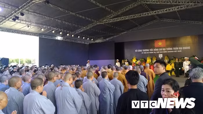 Chu tich nuoc Tran Dai Quang da an nghi tai que nha-Hinh-17