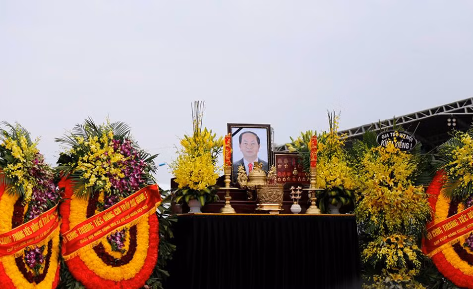 Chu tich nuoc Tran Dai Quang da an nghi tai que nha-Hinh-3