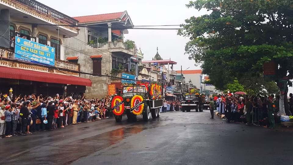 Chu tich nuoc Tran Dai Quang da an nghi tai que nha-Hinh-31