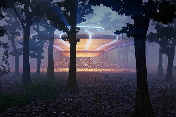 Tháng 12/1980, một nhóm sĩ quan thuộc Không quân Mỹ đồn trú tại hai căn cứ không quân Hoàng gia Anh, là Woodbridge và Bentwaters, báo cáo nhìn thấy luồng sáng lạ không thể giải thích được trong rừng Rendlesham (cách thủ đô London khoảng 160km về phía đông bắc).