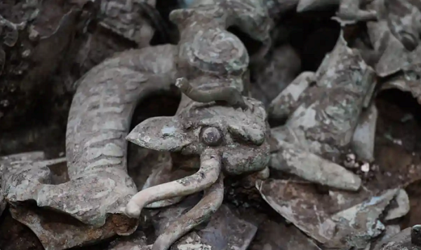 Hai nhà khoa học cũng tiết lộ rằng, kỹ thuật luyện kim của Đế quốc Trung Hoa (kéo dài từ đầu của nhà Tần năm 221 TCN đến cuối triều nhà Thanh và sự hình thành của Trung Hoa Dân quốc vào năm 1912) phức tạp hơn chúng ta thường nghĩ rất nhiều.