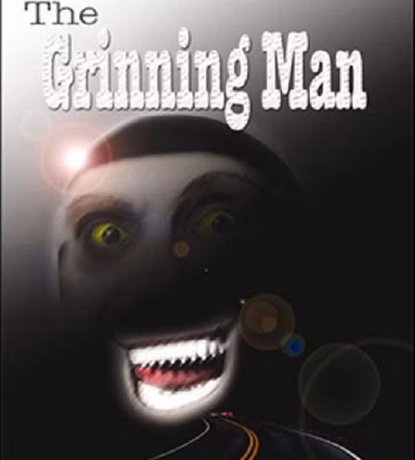 Lần đầu tiên được phát hiện sau một sự cố UFO ở bang New Jersey, "Người đàn ông cười nhăn nhở" bắt đầu xuất hiện khắp nơi ở Mỹ tiếp sau các vụ việc tương tự khác và nói với các nhân chứng tên ông ta là "Indrid lạnh giá". Họ mô tả người đàn ông này trông giống con người, cao lớn nhưng không có mũi hoặc tai. Khuôn mặt chỉ có mắt duy nhất và một nụ cười ngoác rộng.