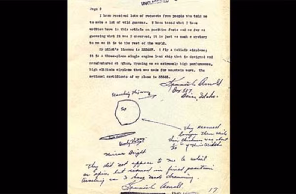 Chỉ một vài ngày sau sự cố "người đàn ông vận đồ đen", Kenneth Arnold thông báo đã nhìn thấy 9 UFO bay trên vùng trời gần núi Ranier, Washington. Báo chí đặt ra thuật ngữ "đĩa bay" để mô tả các vật thể này.