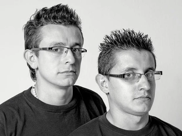 Doppelgänger đôi lúc còn được gọi là "quỷ sinh đôi’, ám chỉ rằng chúng có thể sẽ cố gắng cung cấp lời khuyên cho người mà chúng ám ảnh, nhưng lời khuyên đó có thể gây lầm lạc và rất hiểm độc. Chúng cũng có thể gieo vào đầu óc nạn nhân những ý tưởng nham hiểm hoặc đẩy họ vào trạng thái mất lý trí. Vì lý do này, mọi người đã được khuyên rằng, bằng mọi giá không nên cố gắng liên hệ với doppelgänger của chính họ.