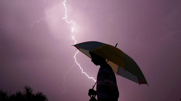 Số vụ sét đánh đã tăng 34%. Bang Punjab báo cáo số vụ sét đánh tăng 331% theo báo cáo sét hàng năm trong khoảng thời gian từ năm 2020 - 2021, tỷ lệ này ở bang Bihar là 168%, bang Haryana 164%, bang Puducherry 117%, bang Himachal Pradesh 105% và bang Tây Bengal 100%.