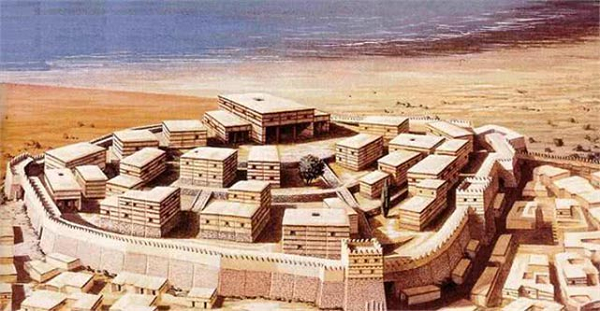 Do đó, các nhà khảo cổ gọi nó là "Mohenjo Daro", có nghĩa là "thành phố chết chóc". Các nhà khoa học phát hiện ra rằng thành phố cổ này hình thành cách đây 3.500 năm, rất thịnh vượng. Đây là nền văn minh cổ đại lớn nhất ở thung lũng Indus, nằm ở Larkana, Sindh, Pakistan, có diện tích 8 km2.