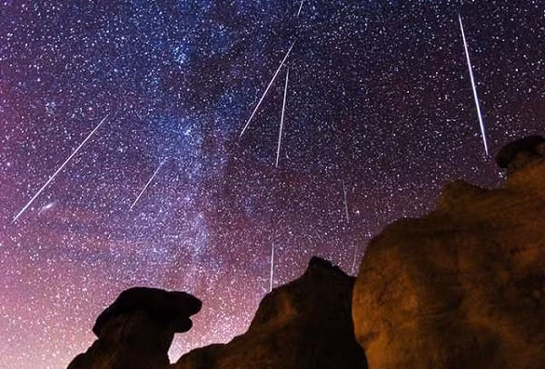 Perseids là một trong những trận mưa sao băng đẹp nhất năm, có thể lên tới 100 ngôi sao bằng mỗi giờ trong ngày cực đại.