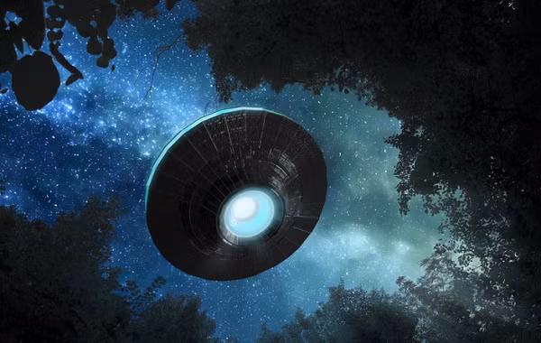 Theo lời kể của cha anh, ông Guido, thì Frederick là một người rất tin tưởng vào sự tồn tại của các UFO và luôn lo lắng về việc bị chúng tấn công.