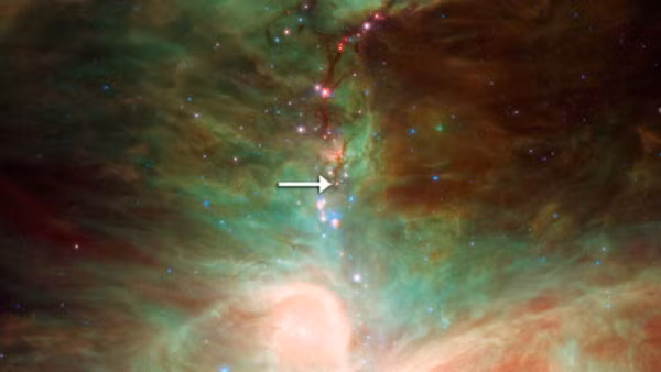 Ngôi sao HOPS-68 cách Trái đất 1.350 năm ánh sáng là một ngôi sao có cấu trúc gần giống Mặt Trời khi mới hình thành. Xung quanh ngôi sao này tồn tại một đám mây bụi khí, mà trong đó thành phần chính là những tinh thể olivin màu xanh lá cây (một loại đá quý trên Trái đất có cấu tạo chính là sắt và magie).