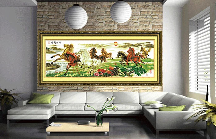  Nên chọn tranh phù hợp theo ngũ hành. Gia chủ cũng nên chú ý đến các hành khác nhau trong ngũ hành.