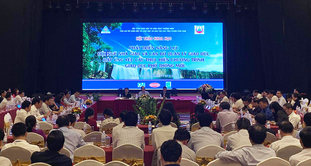 Bo truong Phung Xuan Nha: Phai thay doi tu duy de phat trien GD pho thong-Hinh-2