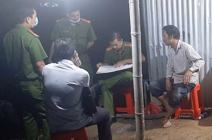 Nghi an giet chet nguoi tinh roi uong thuoc diet co de tu tu