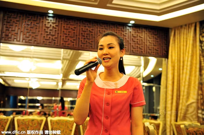 Khách sạn này thuộc vào hàng cao nhất Trung Quốc. Công trình là biểu tượng của sự giàu có ở Hoa Tây.