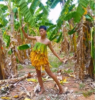 Nam sinh 15 tuoi lay sau rieng, la chuoi... che than