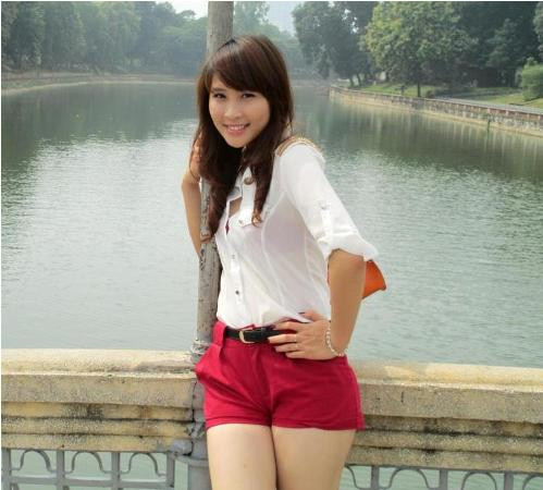 Cô bạn còn có sở trường: Nhảy và diễn xuất.