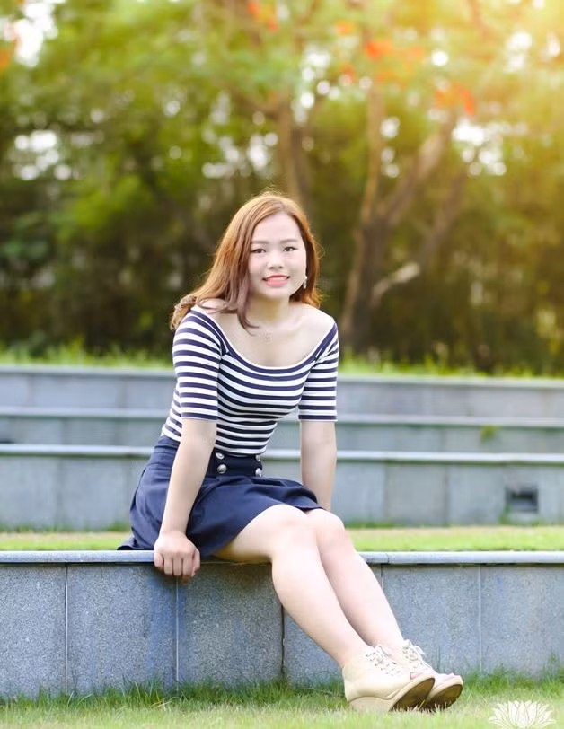 Với năng khiếu nhảy và phần ứng xử thông minh trong vòng sơ loại, Đoàn Bích Phương, 21 tuổi, nhanh chóng thu hút sự quan tâm của Ban giám khảo cuộc thi.