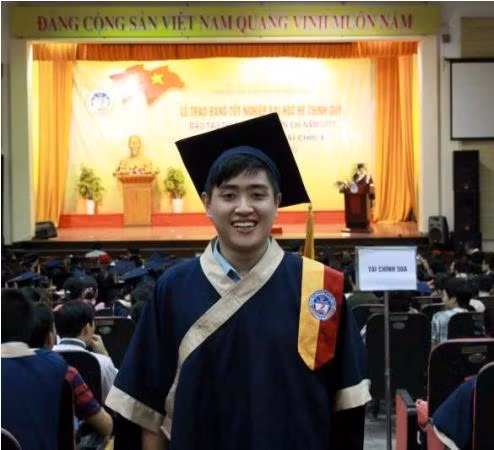 Phong cách ăn mặc đẹp, nhanh nhạy bắt kịp xu hướng.