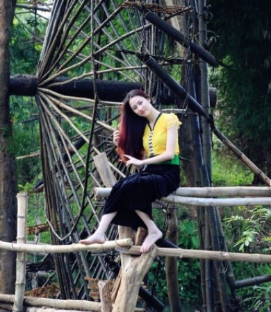 Cô bạn xinh đẹp chia sẻ: "Để trở thành một doanh nhân thành đạt, điều đầu tiên mà các doanh nhân làm trước khi bắt tay vào kinh doanh là nghiên cứu rộng khắp để chắc chắn rằng họ hiểu rõ thị trường, đối thủ cạnh tranh và nhu cầu mà họ có thể đáp ứng".