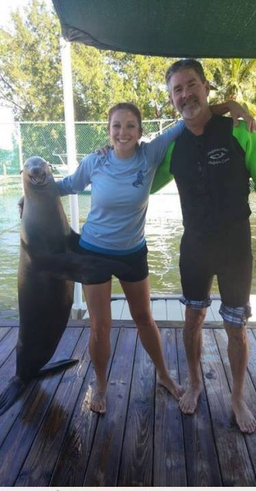 Cười tươi nào!