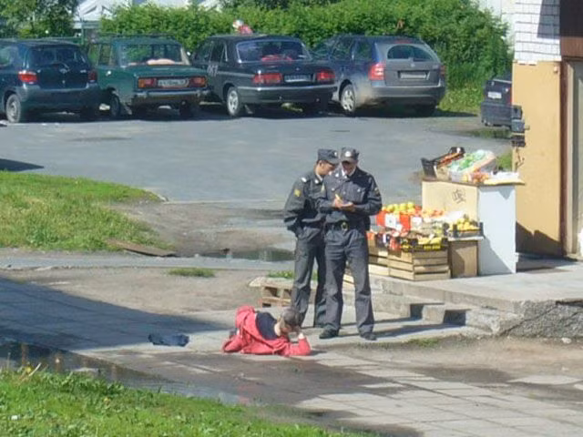  Thanh niên "cứng".