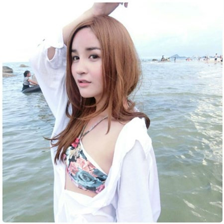 Cô khẳng định, trong tương lai, chắc chắn sẽ tham gia cuộc thi hoa hậu chuyển giới Miss Tiffany’s Universe để đọ sắc với các người đẹp chuyển giới khắp Thái Lan.