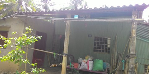 Phan uat mieng doi don cha an nam voi con gai