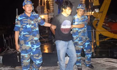 Canh sat bien Viet Nam bát cuóp nhu thé nào?