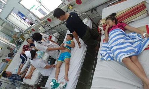 Khoa Sốt xuất huyết BV Nhi Đồng 1, sáng 27/8 có đến 113 ca điều trị nội trú