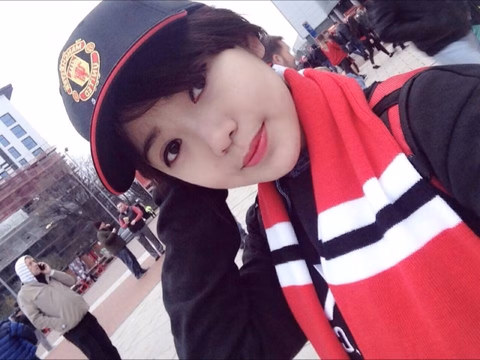 Song, việc xuất hiện rất thân mật trong buổi sinh nhật khiến các fan Ngọc Hải đặt ra nhiều dấu hỏi lớn về tình cảm của 2 người.