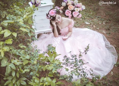 Linh Trang mong muốn, sau khi học đại học, cô sẽ có nhiều cơ hội được tiếp xúc với công việc diễn xuất.