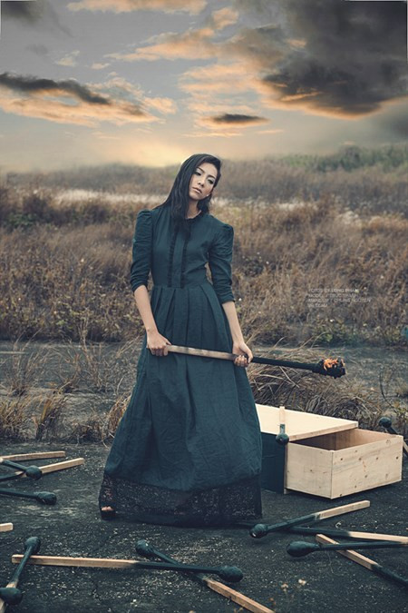 Thì họ vẫn chỉ là người phụ nữ chân yếu tay mềm.