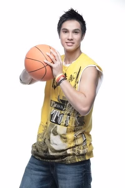 Mang trong mình 2 dòng máu Việt - Pháp, Baggio là hot boy đời đầu được rất nhiều bạn trẻ yêu mến. Hình tượng hot boy bóng rổ năng động, trẻ trung từng gắn liền với anh suốt một thời gian dài.