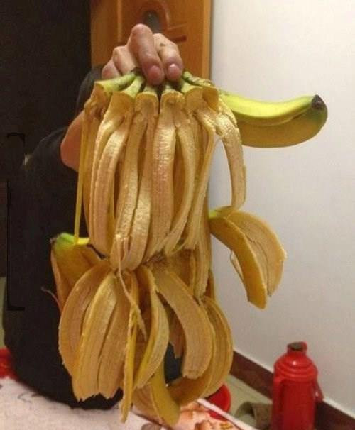 Đẳng cấp ăn chuối...