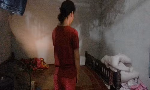 Thieu nu hoang loan vi bi ga trai co vo cuong hiep