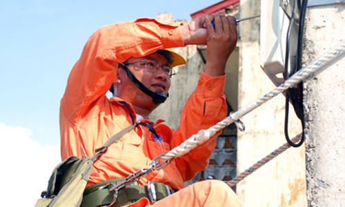 EVN Ha Noi hoan toan bo lich cat dien vi nang nong