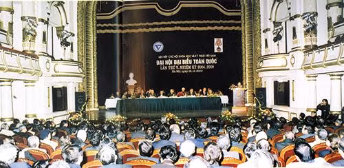 Lien hiep cac Hoi KH&KT Viet Nam qua cac ky dai hoi-Hinh-5