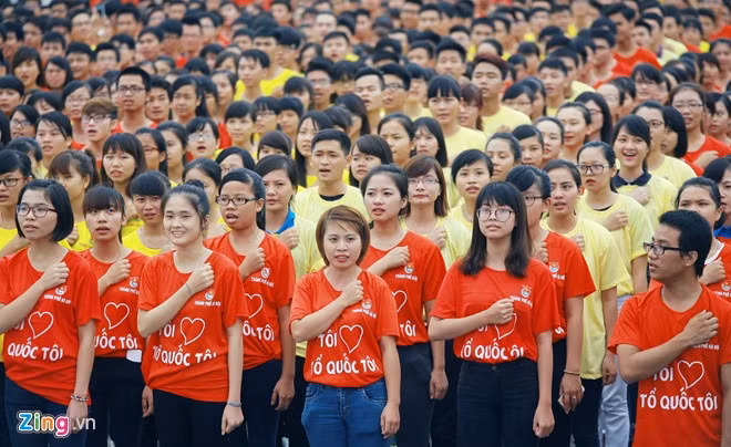 Cũng trong ngày hôm nay, nhiều địa phương trên cả nước cũng diễn ra đồng loạt chương trình tổng kết hoạt động hè với tổng cộng 4,3 triệu thanh niên tình nguyện tham gia chiến dịch hè 2015 vừa qua.