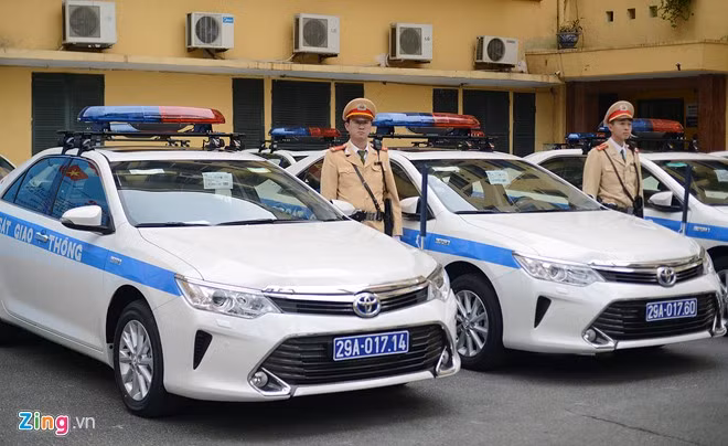 “Chúng tôi sử dụng các phương tiện trên đúng mục đích, giữ gìn bảo quản tốt, phục vụ công tác chiến đấu, góp phần giảm thiểu ô nhiễm môi trường, để Hà Nội ngày càng văn minh, hiện đại”, tướng Chung nói.