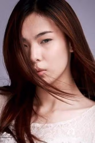 Ước mơ của Ánh Tuyết là trở thành một nữ doanh nhân thành đạt. Cô bạn hoa khôi dự định sẽ tham gia cuộc thi Hoa hậu Hoàn Vũ Việt Nam 2015.