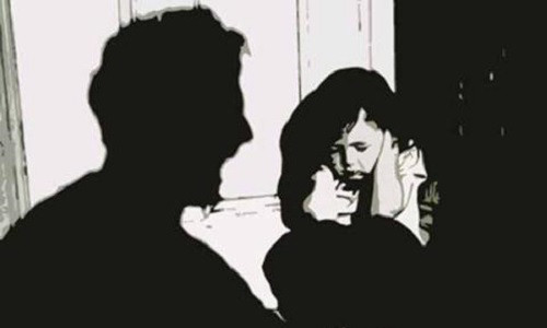 Yeu rau xanh gia gay soc voi hanh vi ky quac