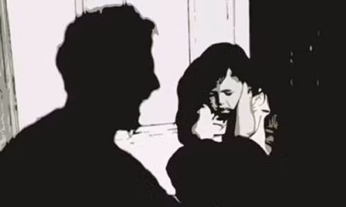 Yeu rau xanh gia gay soc voi hanh vi ky quac