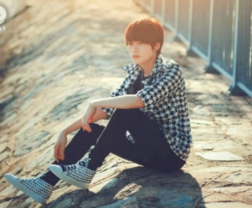 Không chỉ nổi bật trong cộng đồng du học sinh Việt bởi vẻ ngoài điển trai, Đức Anh còn thu hút các bạn nữ bởi làn da trắng, gương mặt dễ thương.