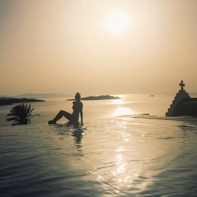 9X chia sẻ ảnh ngắm bình minh trên bãi biển tuyệt đẹp.