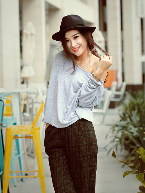 Bằng chất giọng trong trẻo, giàu nội lực, Như Trang đã xuất sắc vượt qua hàng ngàn thí sinh khác để dễ dàng được vinh danh trong Top 4 chương trình Song ca cùng Bolero do đài Truyền hình Vĩnh Long tổ chức vào đầu năm 2015.