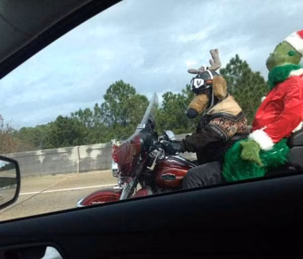 Trang phục chống nắng.