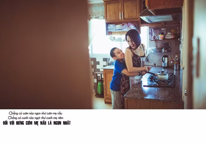 Loạt ảnh Mẹ và con nhanh chóng chiếm được tình cảm của dân mạng. Nhiều người cảm phục trước nghị lực sống của phụ nữ luôn hy sinh bản thân vì con. Lê Thanh chia sẻ: "Tôi muốn trải lòng cho con hiểu những nỗ lực của mẹ trong cuộc sống. Tôi luôn cố gắng mạnh mẽ như đàn ông để con không thấy thiếu thốn tình cha".