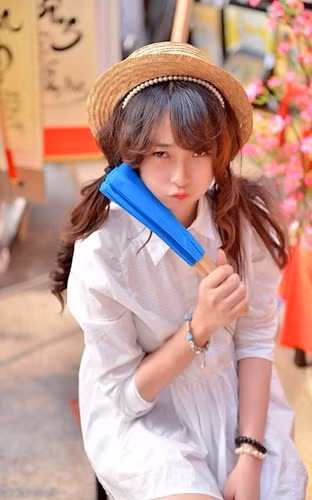 Ngắm vẻ đáng yêu của diễn viên "Phim cấp 3".