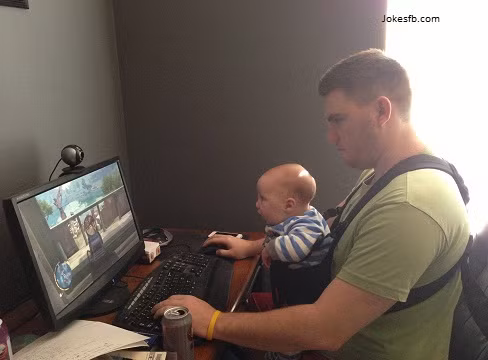 Đang rất tập trung.