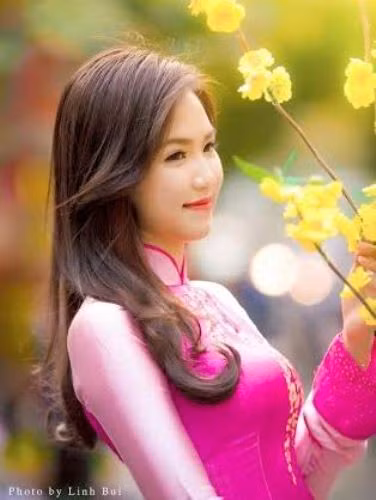 "Làm một biên tập viên đòi hỏi phải đọc nhiều và nhanh. Càng đọc nhiều, thì càng dễ phát hiện lỗi sai, mình sẽ cố gắng học hỏi thêm từ các anh chị khóa trên hay viết tin, bài và làm cộng tác cho các báo".