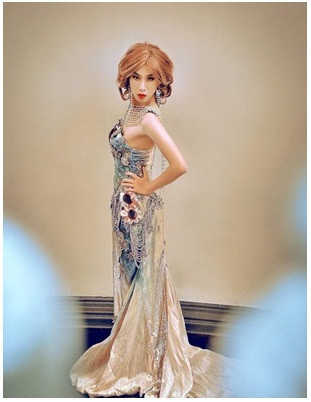 Cũng chính chàng trai phẫu thuật chuyển giới này là người quản trị của một diễn đàn dành cho những người có cùng hoàn cảnh. Ngoài ra, Minh Ngọc cũng từng cho ra mắt cuốn sách "Chuyển giới" thu hút được rất nhiều sự quan tâm từ công chúng.